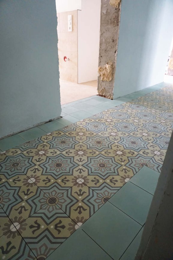 flurfloor.entrance.jpg