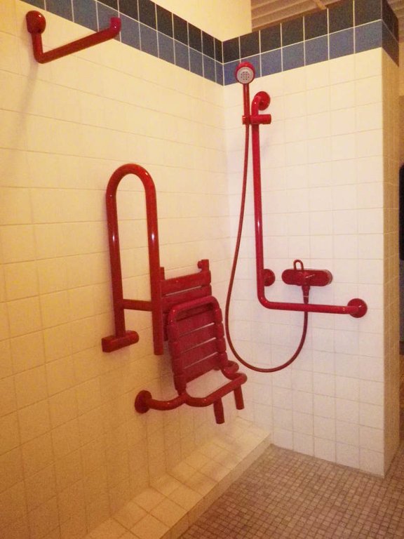 dusche.bkn39.jpg 