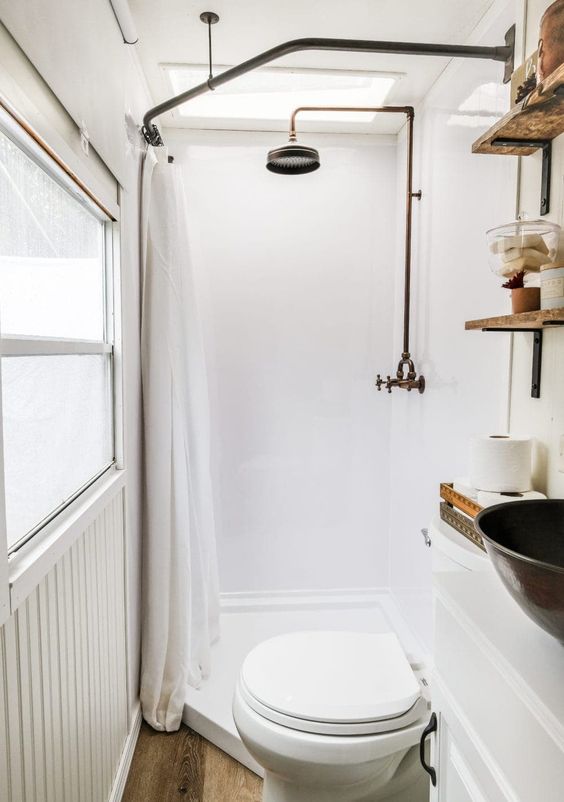 slimshower.restroom.jpg